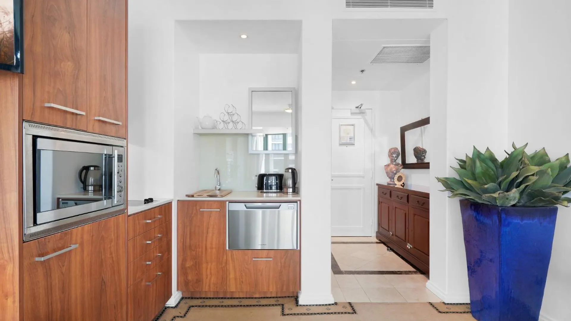 Appartamento Oceanview 1-Bed Sub Penthouse With Pool & Gym Gold Coast Australia